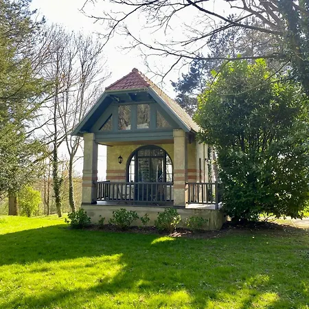 Les Du Tilleul De 펜션 *