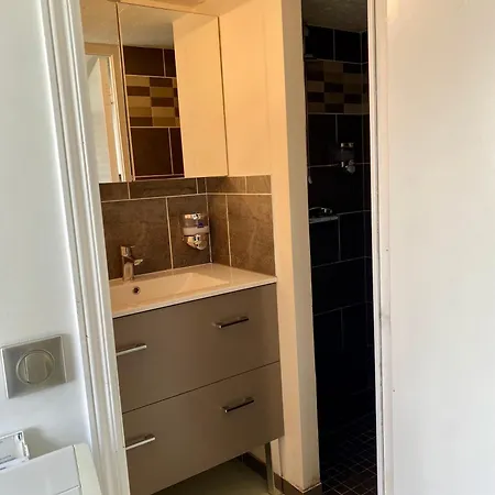 Les Du Tilleul De 펜션 카셀